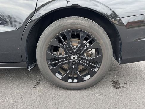 Used 2025 Honda Odyssey Sport-L image 43