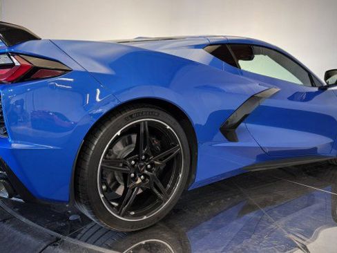 Used 2024 Chevrolet Corvette Stingray Premium Cpe w/ Z51 Performance Package image 28