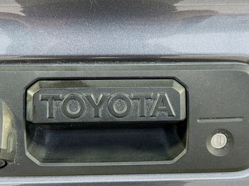 Used 2022 Toyota Tacoma SR5 image 30