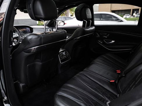 Used 2019 Mercedes-Benz S 63 AMG S 4MATIC Sedan image 38