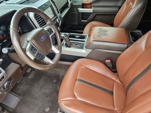 Used 2019 Ford F150 King Ranch image 18
