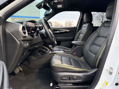 Certified 2024 Chevrolet TrailBlazer ACTIV w/ Convenience Package AWD/4WD image 9
