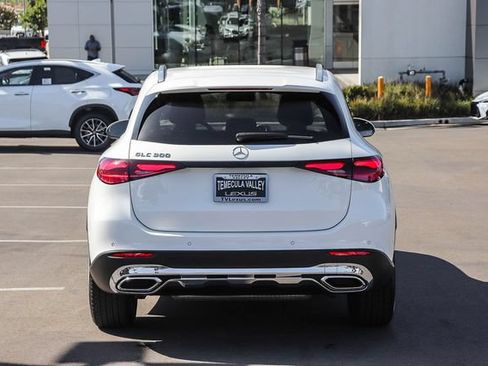 Used 2025 Mercedes-Benz GLC 300 image 5