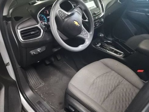 Used 2018 Chevrolet Equinox LT FWD image 6