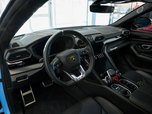 Used 2024 Lamborghini Urus S image 8