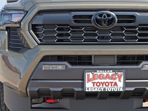 New 2025 Toyota Tacoma TRD Off-Road image 10