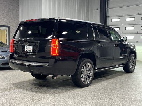 Used 2015 Chevrolet Suburban LTZ AWD/4WD image 5
