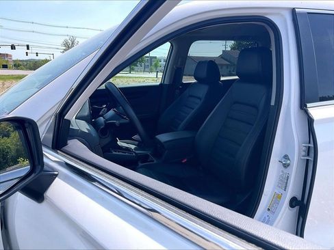 Used 2025 Honda CR-V EX-L image 10