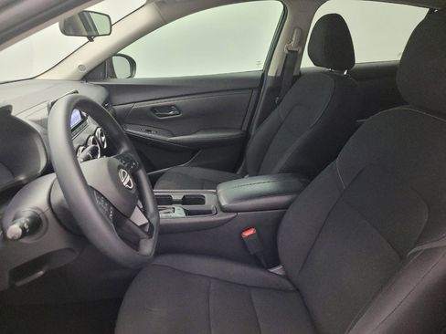 Used 2024 Nissan Sentra S FWD image 17