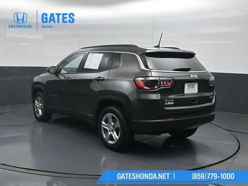 Used 2024 Jeep Compass Latitude AWD/4WD image 8