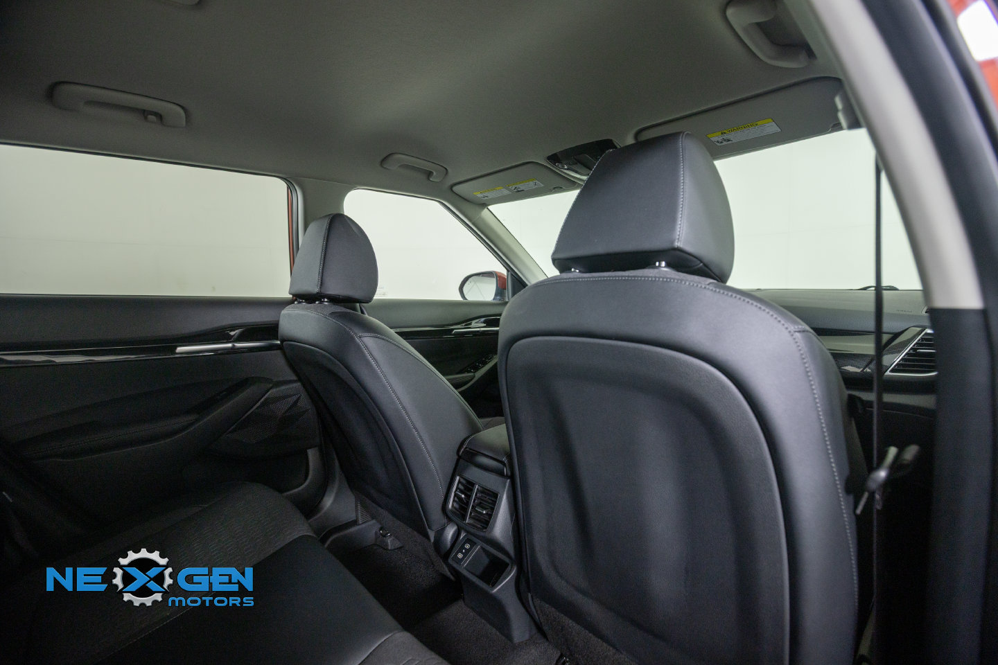 Used 2025 Kia Seltos S AWD/4WD image 38