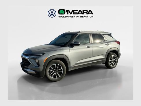 Used 2025 Chevrolet TrailBlazer LT image 1