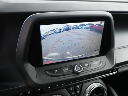 Used 2018 Chevrolet Camaro SS RWD image 16