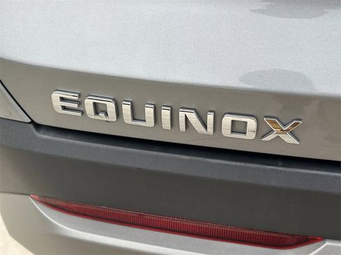 Used 2025 Chevrolet Equinox LT image 12