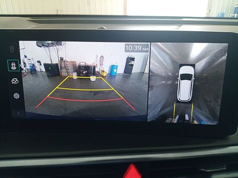 Used 2025 Kia Sorento SX FWD image 25