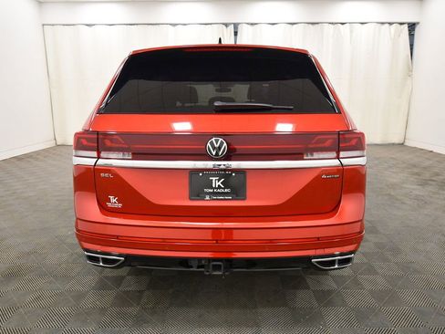 Used 2024 Volkswagen Atlas SEL Premium R-Line AWD/4WD image 6