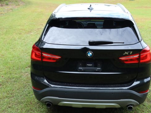 Used 2017 BMW X1 xDrive28i w/ Premium Package image 22