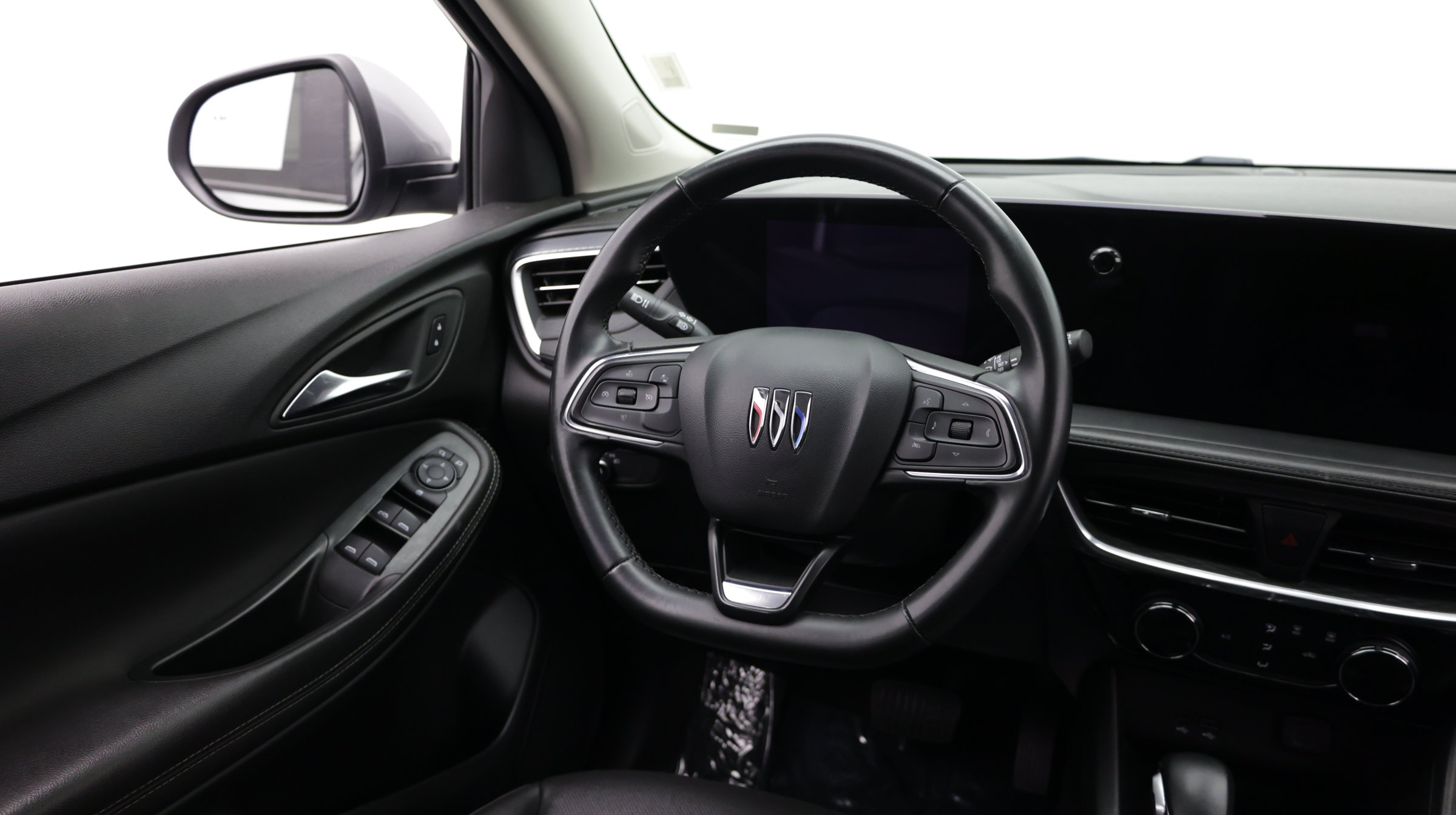 Used 2024 Buick Encore GX Sport Touring FWD image 29