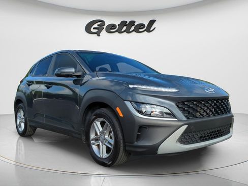 Certified 2022 Hyundai Kona SE FWD image 3