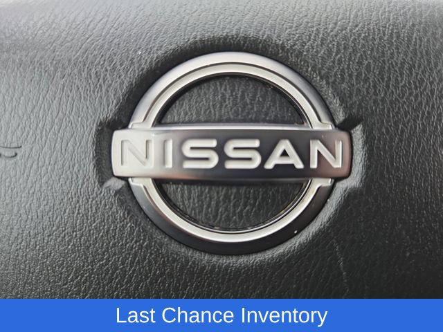 Used 2021 Nissan Armada SL w/ Captain's Chairs Package AWD/4WD image 5