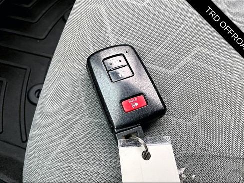 Used 2021 Toyota Tacoma TRD Off-Road image 34