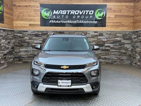 Used 2023 Chevrolet TrailBlazer LT w/ Convenience Package AWD/4WD image 3