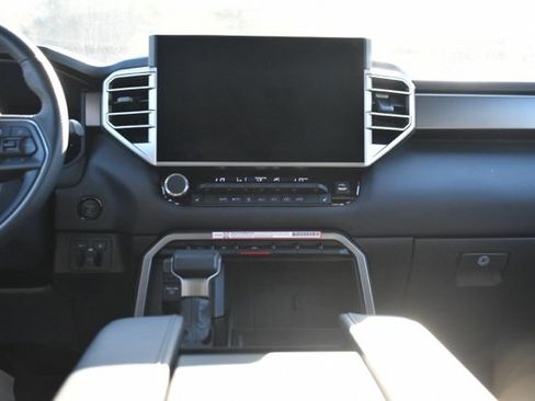 Used 2025 Toyota Sequoia SR5 image 11