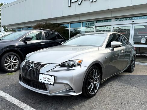 Used 2016 Lexus IS 200t w/ F Sport Package RWD image 3