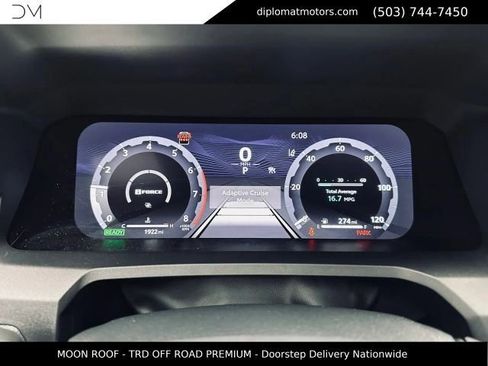 Used 2025 Toyota 4Runner TRD Off-Road Premium AWD/4WD image 31