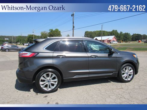Used 2020 Ford Edge Titanium AWD/4WD image 17