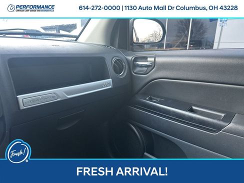 Used 2016 Jeep Compass Sport w/ Power Value Group image 21