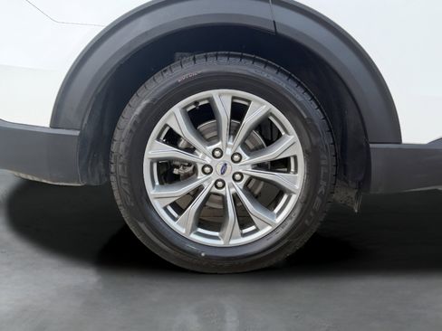 Used 2021 Ford Explorer Limited w/ Equipment Group 301A image 10