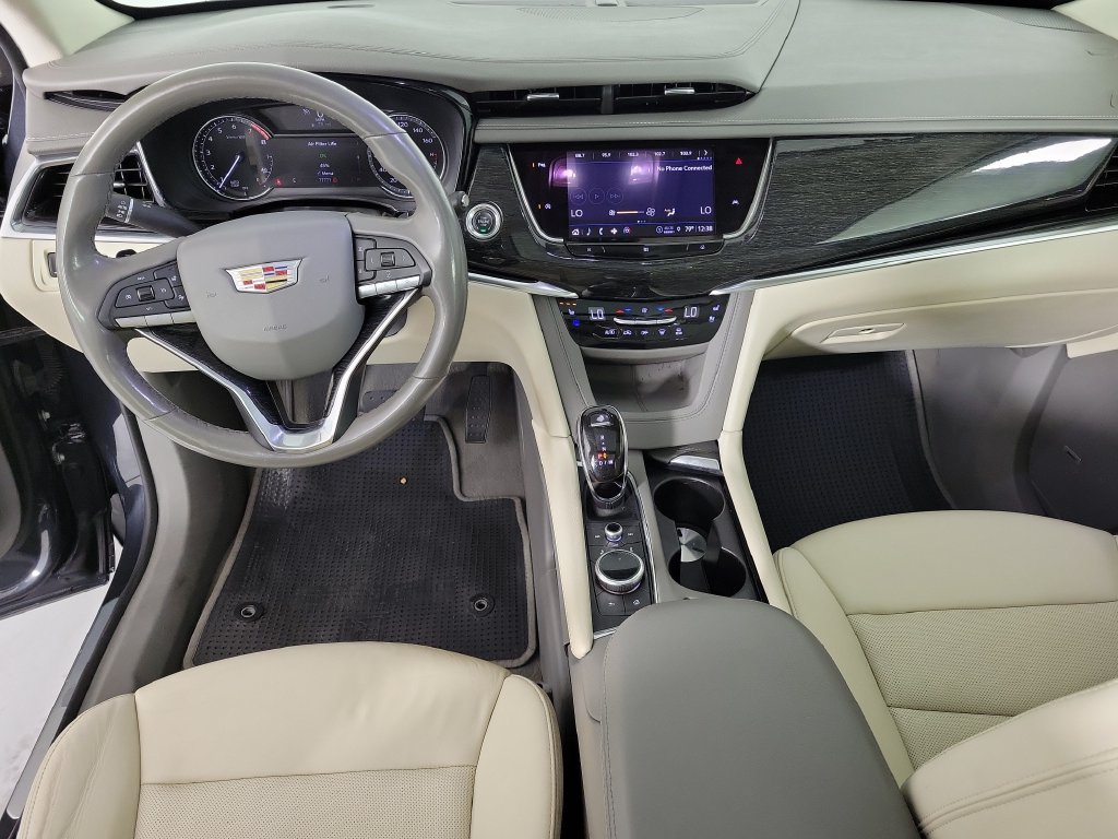 Used 2021 Cadillac XT6 Premium Luxury FWD image 17