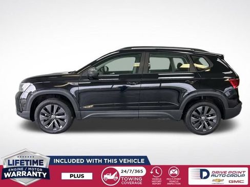 Used 2024 Volkswagen Taos S FWD image 5