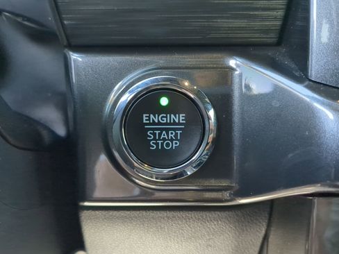 Certified 2021 Ford F150 XLT w/ Equipment Group 302A High image 60