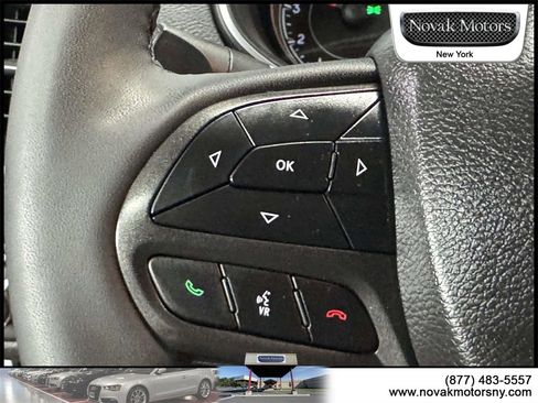 Used 2022 Jeep Cherokee Trailhawk image 15