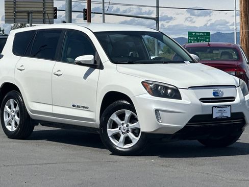 Used 2013 Toyota RAV4 EV FWD image 2
