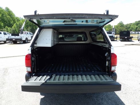 Used 2022 Toyota Tacoma SR RWD image 45