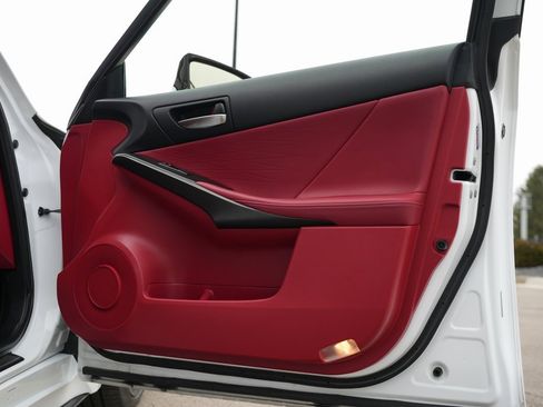 Used 2022 Lexus IS 350 F Sport image 40