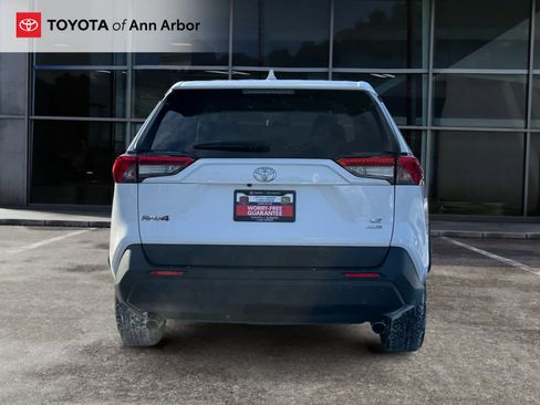 Used 2024 Toyota RAV4 LE image 8