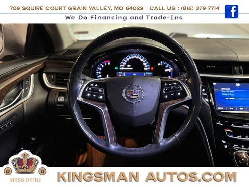 Used 2013 Cadillac XTS Luxury AWD/4WD image 18