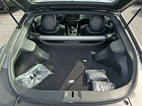 Certified 2024 Nissan Z Performance w/ Floor Mat Package RWD image 29