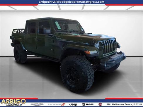 Certified 2021 Jeep Gladiator Sport image 1