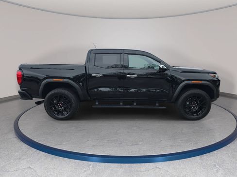 Used 2024 GMC Canyon Denali w/ LPO, Denali Black Edition AWD/4WD image 4