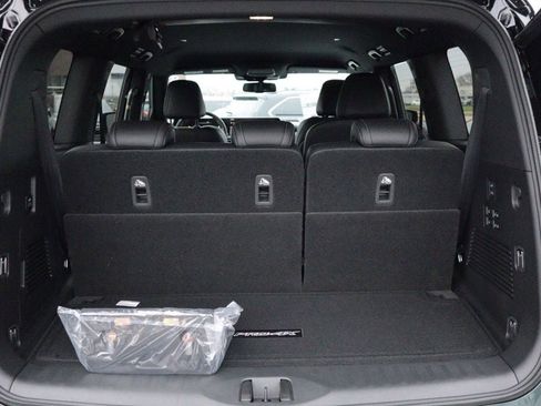 New 2026 Nissan Armada PRO-4X w/ Captain's Chari Seat Package image 23