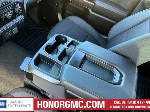 Used 2022 Chevrolet Silverado 1500 LT image 19