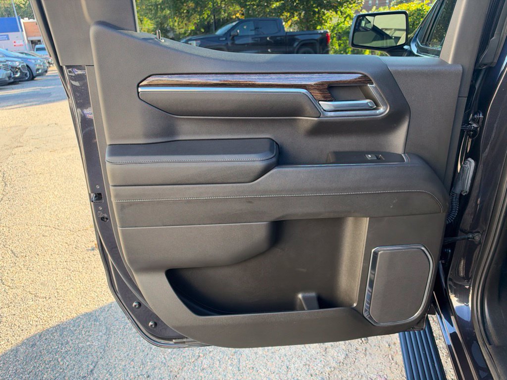 Used 2023 GMC Sierra 1500 Elevation AWD/4WD image 16