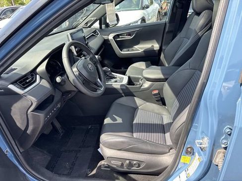 Used 2022 Toyota RAV4 XSE AWD/4WD image 14