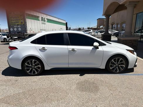 Used 2021 Toyota Corolla SE w/ Carpet Mat Package (TMS) FWD image 9