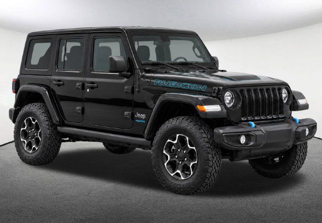 Used 2023 Jeep Wrangler Unlimited Rubicon 4xe w/ Cold Weather Group AWD/4WD image 2